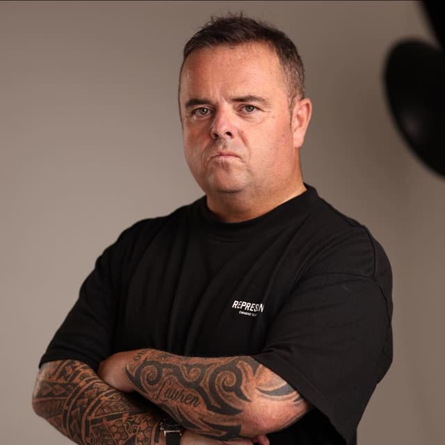 Craig Campbell image